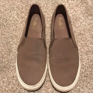 KEDS SLIP ON SHOES